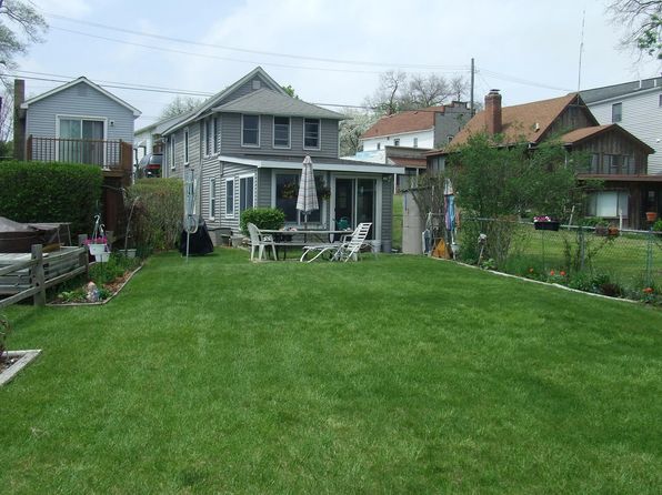 9506 Main St