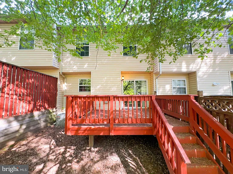 4826 Buxton Cir — Photo 32