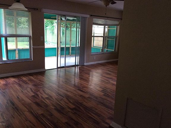 4th image of 1225 Oakwood Ave