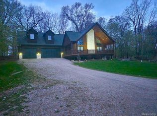 3845 Lake Lapeer Dr, Metamora, MI
