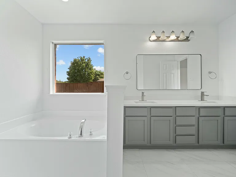 2130 Harvester Dr — Photo 17