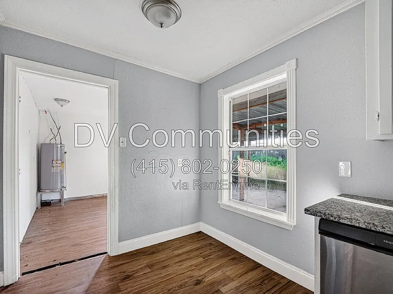 3315 Bond St — Photo 25