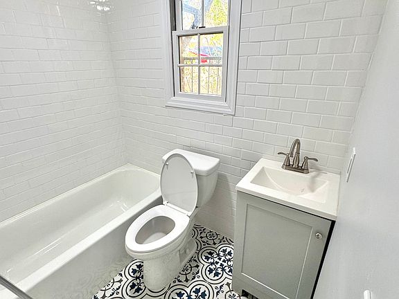 5th image of 1 Haven Ct #N2a
