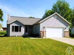 W5518 Gema Dr, Pardeeville, WI 53954