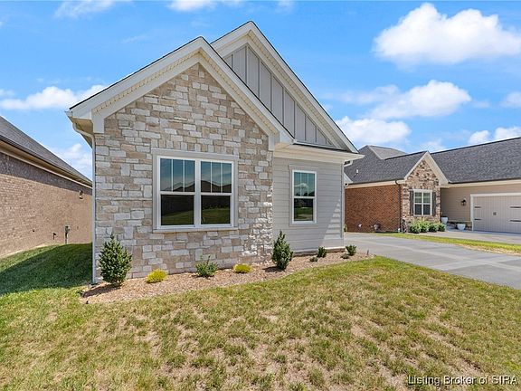 4th image of 1704 Greenbrier Place Lot 320