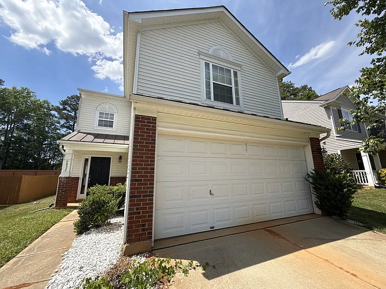 6831 Sunman Rd — Photo 1