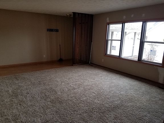 3rd image of 1207 S Buffalo Bill Ave