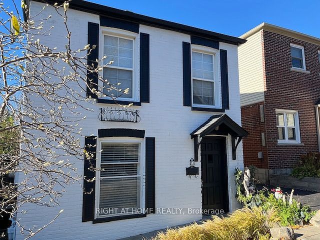 1st image of 52 Beresford Ave