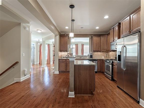 5th image of 3370 Chestnut Woods Cir #3370