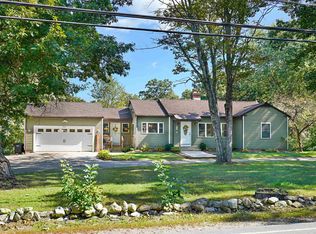 386 Island Pond Rd, Derry, NH 03038