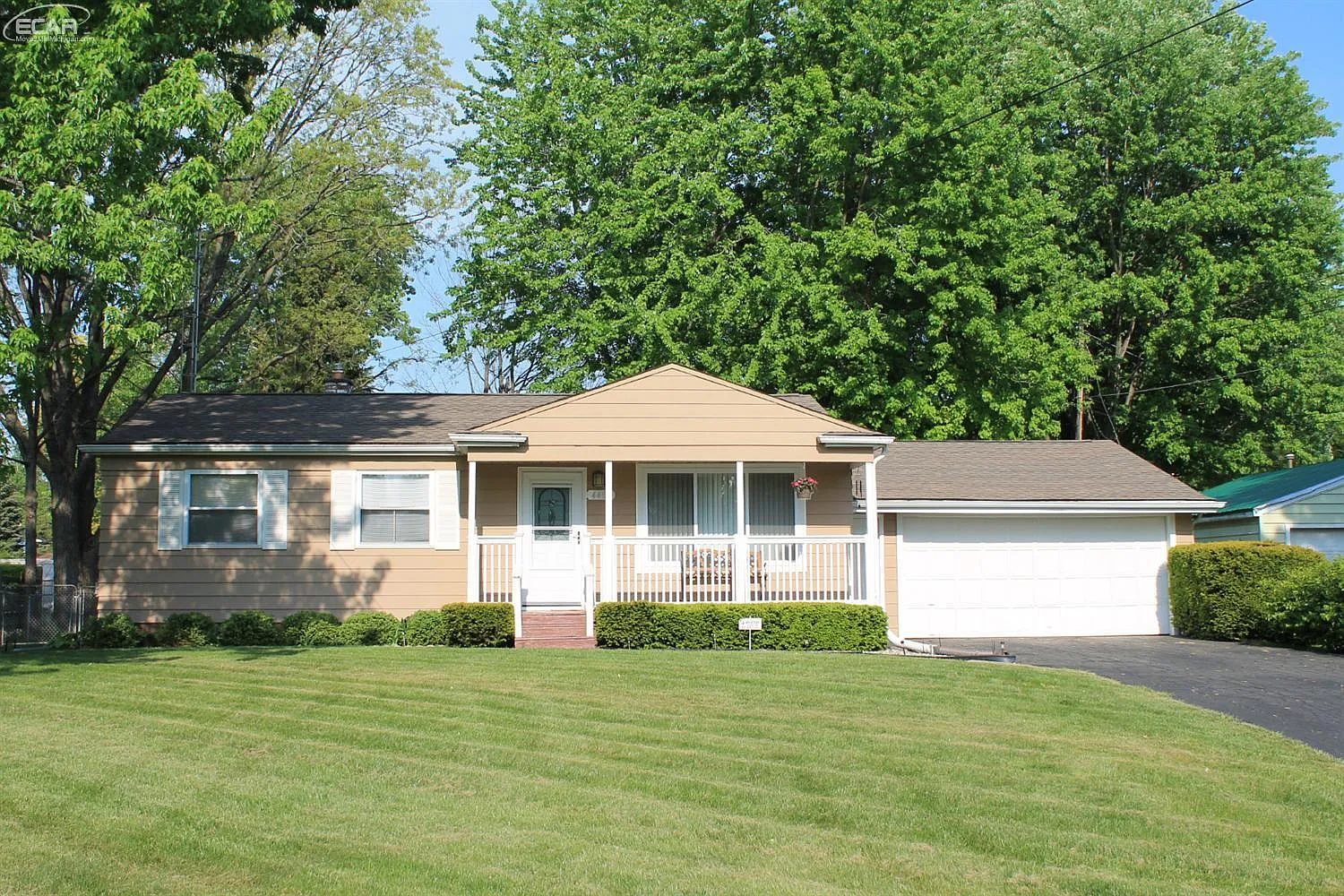 4401 Cherrytree Ln photo 1