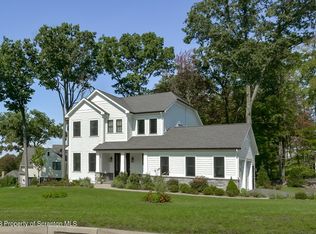 115 Rock Ridge Dr, Clarks Summit, PA 18411