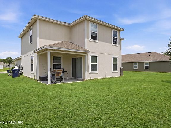 3rd image of 8655 NEWNAN LAKE Drive
