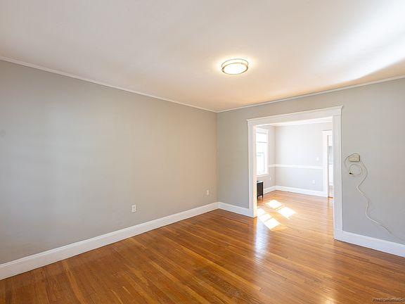 2nd image of 15 Lee St APT 3R