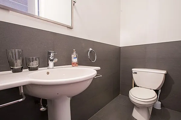 Rented by Citi Habitats | media 7