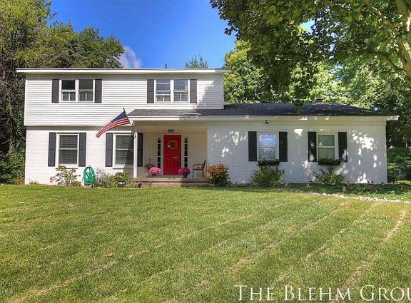 2nd image of 2755 Pinesboro Dr NE