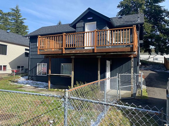 2nd image of 1310 Poindexter Ave