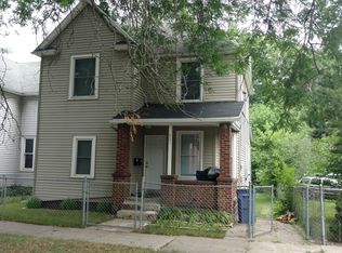 921 Dayton St SW, Grand Rapids, MI 49504
