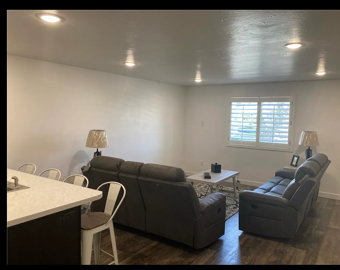 3 bed, 1400 sqft, $1,895 — Photo 4
