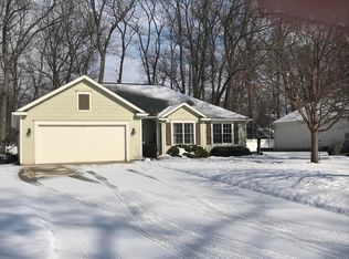 15267 Forest Park Dr, Grand Haven, MI 49417
