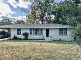201 Normandy Dr, Florence, AL 35630