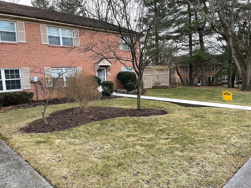1st image of 414 Marlington St #414