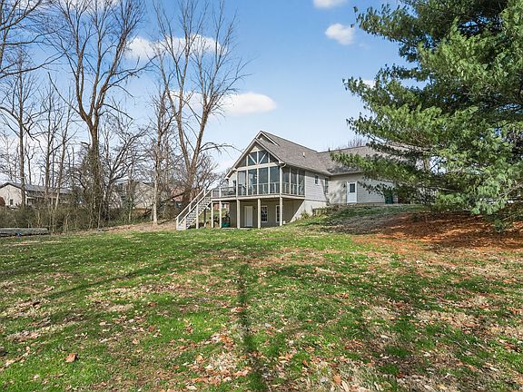 5th image of 916 Poplar Cove Ct