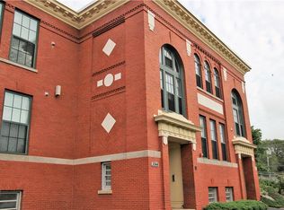 1044 Social St UNIT F, Woonsocket, RI 02895