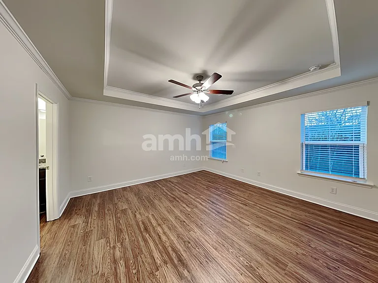 8115 Brookbend Dr — Photo 11