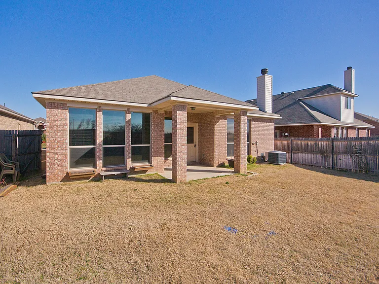 3205 Buckthorn Ln — Photo 21