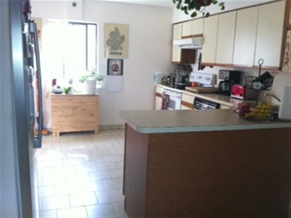 4th image of 6023 Blvd APT 2