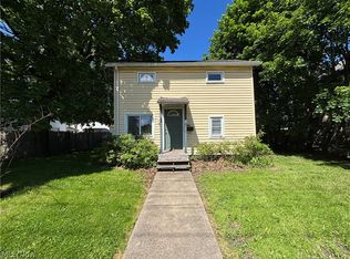 416 N Cedar Ave, Niles, OH 44446