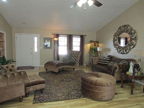 4th image of 631 Southbrook Dr
