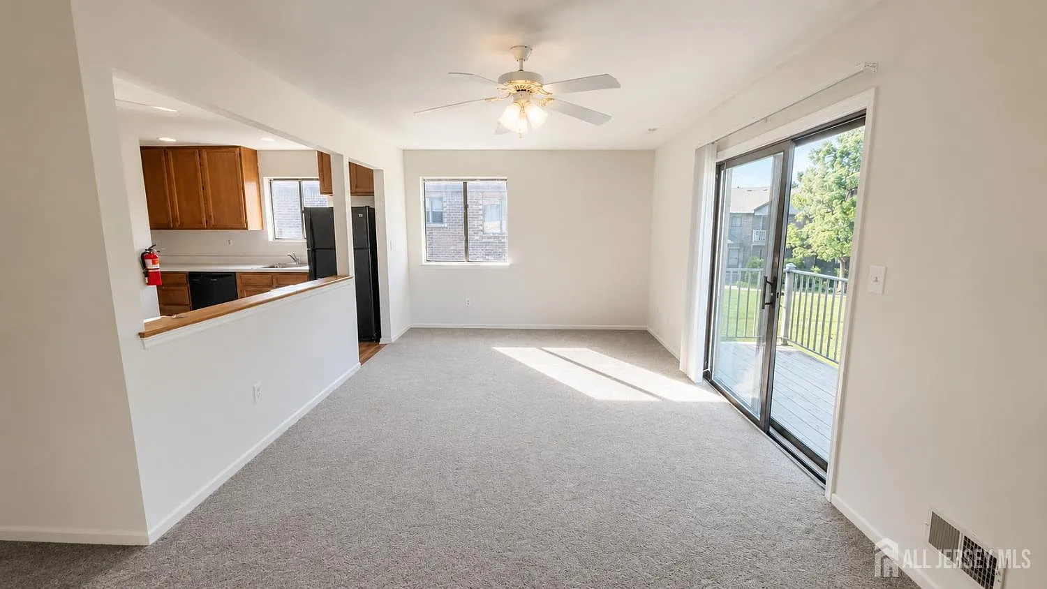 2 bed, 2.0 bath, $2,450 — Photo 2