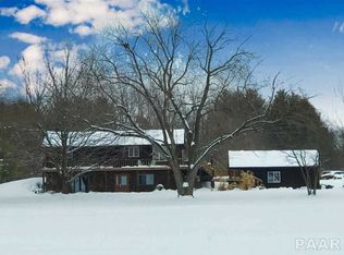 15776 Herberger Rd, Mackinaw, IL 61755