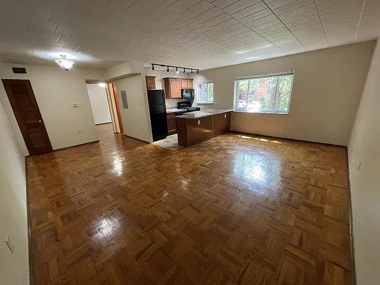124 Lacrosse St #203 — Photo 1