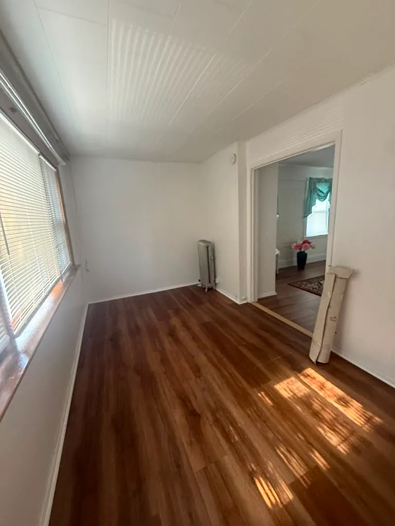 Studio, $1,700 — Photo 3