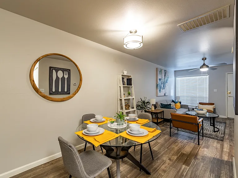 Arches Apartment Homes — Photo 4