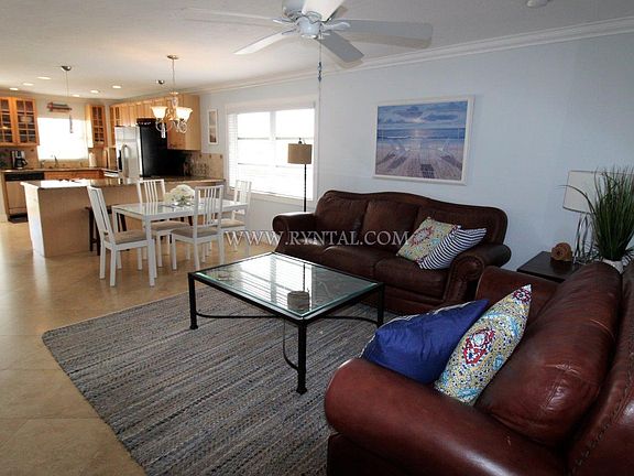 5th image of 116 Vista Hermosa Cir APT 310C