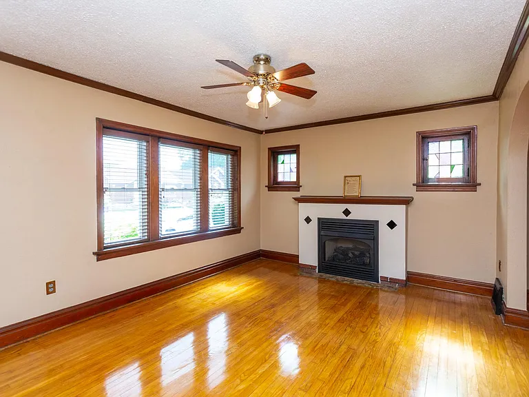 6332 Oleatha Ave — Photo 11