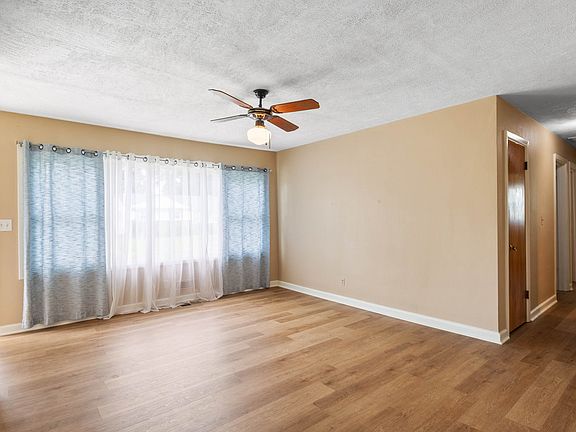 2nd image of 6414 Grimes Ave