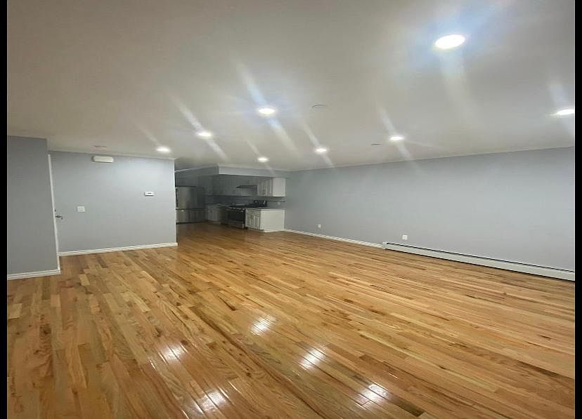 2nd image of 149 259th St