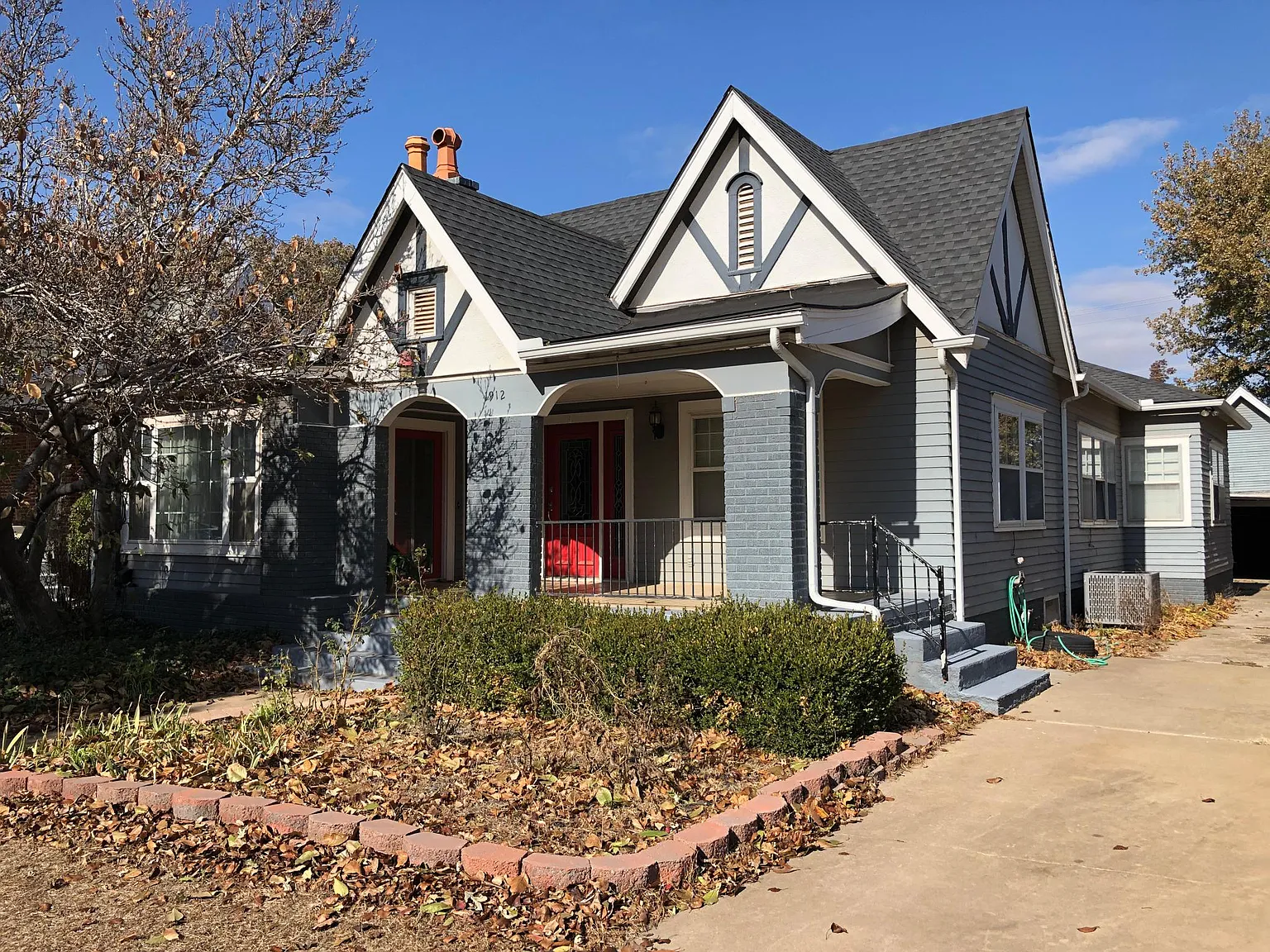 3 bed, 2179 sqft, $1,300 — Photo 2
