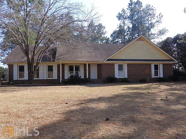 1st image of 111 Pine Bluff Dr