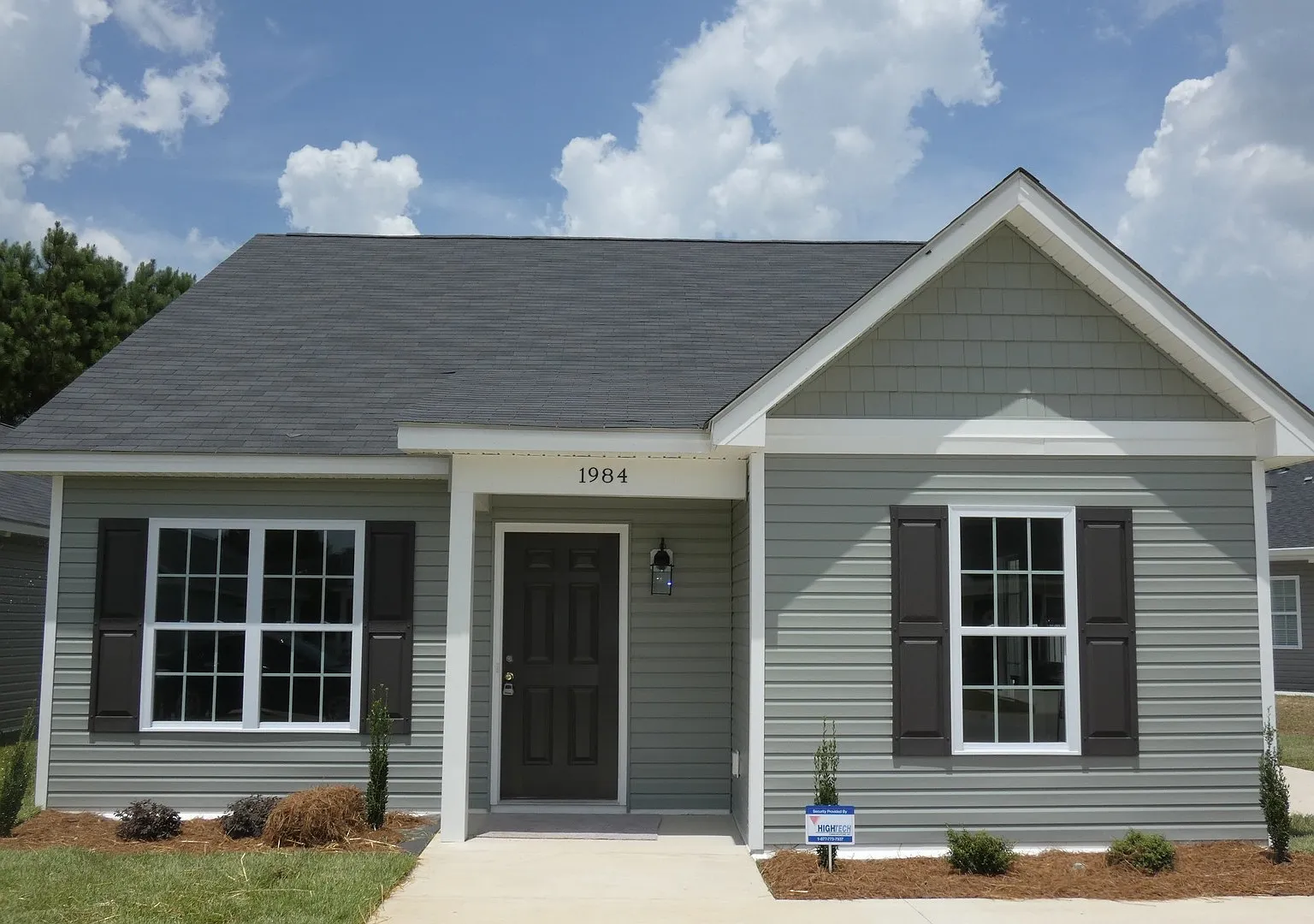 One Story House for Rent -3 bedrooms! — Photo 1