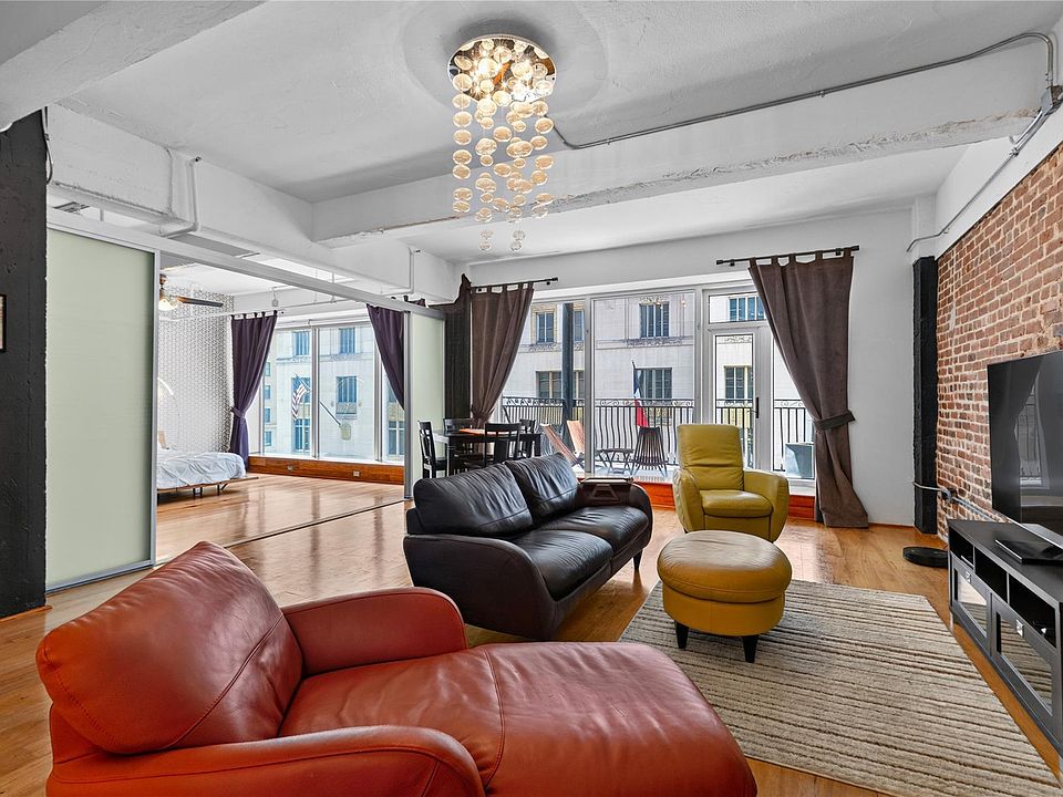1st image of 711 Main St Unit 501