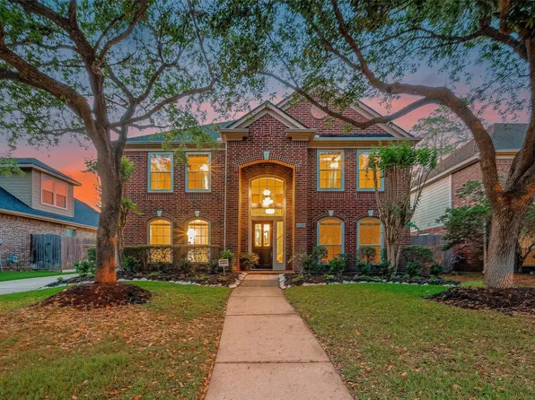 12810 Bedford Falls Dr, Cypress, TX 77429