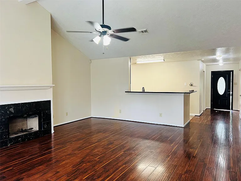 8239 Squires Place Dr — Photo 7