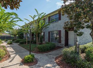 623 Wassamassaw Rd APT B, Summerville, SC 29483