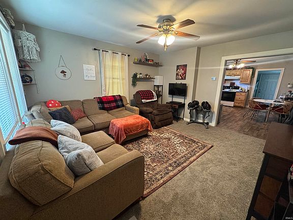 3rd image of 100 E Olmstead Ave